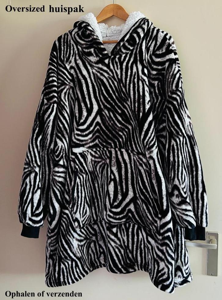 Hoodie Oversized Huispak - Dekenjas One Size, Kleding | Dames, Grote Maten, Zo goed als nieuw, Overige typen, Zwart, Ophalen
