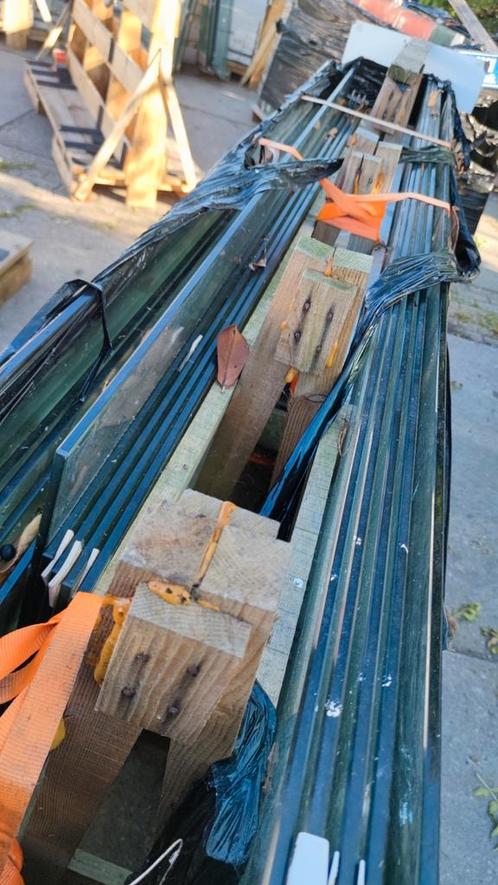 GRATIS  glazen geharde schuifdeuren in Utrecht, Doe-het-zelf en Verbouw, Glas en Ramen, Zo goed als nieuw, Glasplaat, 160 cm of meer