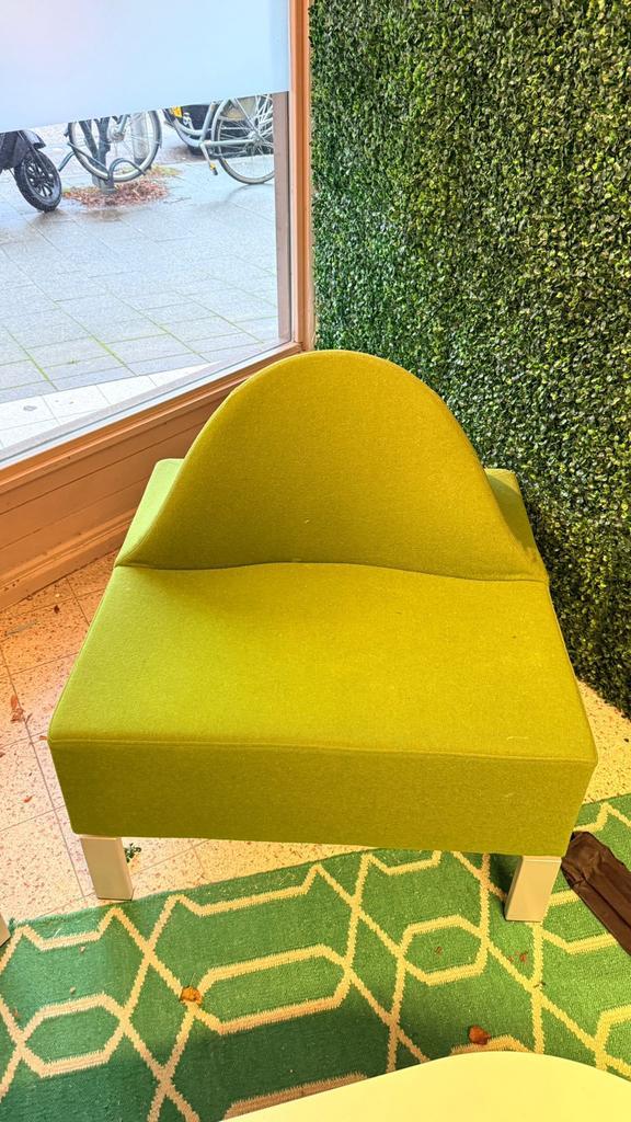 2 Stijlvolle Stoelen - Kantoor, Praktijk, Thuis, Huis en Inrichting, Banken | Sofa's en Chaises Longues, Gebruikt, Eenpersoons