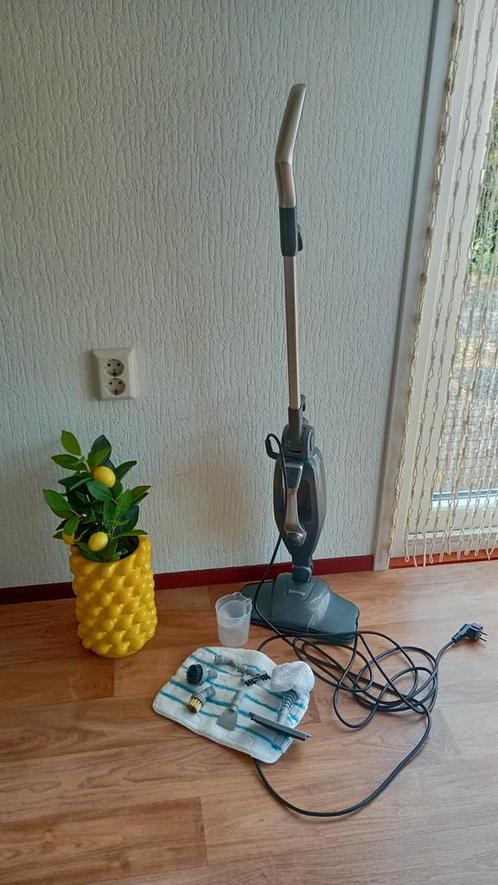 Stoomreiniger met hulpstukken, Witgoed en Apparatuur, Stoomapparaten, Zo goed als nieuw, Ophalen