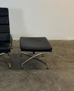 Vitra EA222 ottoman hocker voetstoel voetenbank, Ophalen, Zo goed als nieuw, Rechthoekig