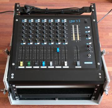 Dateq lpm 7.3 in goede staat met flightcase  beschikbaar voor biedingen