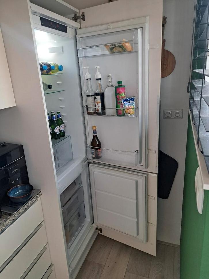 Inbouw koelvriescombinatie, Witgoed en Apparatuur, Koelkasten en IJskasten, Met aparte vriezer, 200 liter of meer, 160 cm of meer