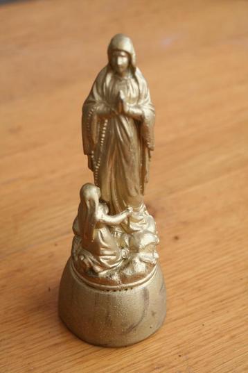 Antieke mooie oude klein religieus Beeldje Maria   beschikbaar voor biedingen