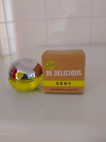 DKNY Be Delicious miniatuur beschikbaar voor biedingen