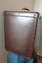 Antieke koffer. Apparaatkist, ook geschikt voor hooikist., Ophalen of Verzenden