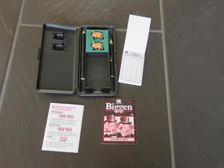 Biggen, dobbelspel met varkens, MB spellen, vanaf 8 jaar, Hobby en Vrije tijd, Gezelschapsspellen | Overige, Gebruikt, Ophalen of Verzenden