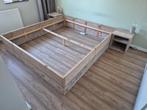 Steigerhouten bedframe met nachtkastjes, Ophalen, Bruin, Steigerhout, Tweepersoons