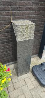 2 stuks granieten zuilen, Ophalen of Verzenden, Zo goed als nieuw