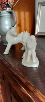 Plateel, bokje en lammetje, Antiek en Kunst, Antiek | Keramiek en Aardewerk, Ophalen of Verzenden