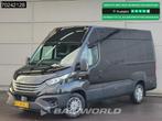 Iveco Daily 35S21 210PK Automaat 2025 model L2H2 ACC LED Nav, Auto's, Automaat, Stof, Euro 6, 4 cilinders