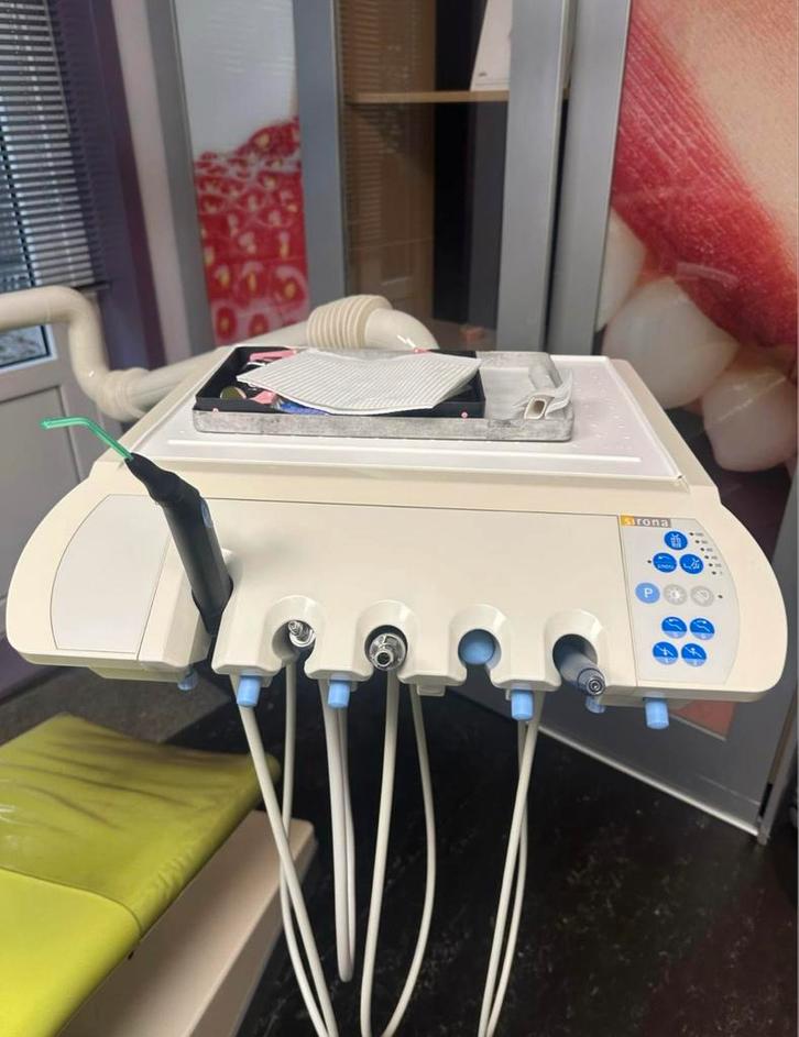 Nette Sirona C8+ behandelunit met afzuigmotor, Witgoed en Apparatuur, Overige Witgoed en Apparatuur, Ophalen