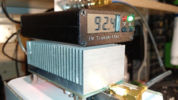 DSP PLL Zender fm stereo met linear 10w, Telecommunicatie, Zenders en Ontvangers, Zender, Ophalen of Verzenden