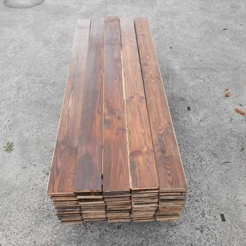 Massief grenen vloer
27m2 vloerdelen 14cm breed, 2cm dik
 beschikbaar voor biedingen