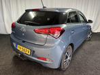 Hyundai i20 1.0 T-GDI Comfort ECC/CRUISE/CAMERA/TREKHAAK, Auto's, Voorwielaandrijving, Met garantie (alle), Blauw, 23 km/l