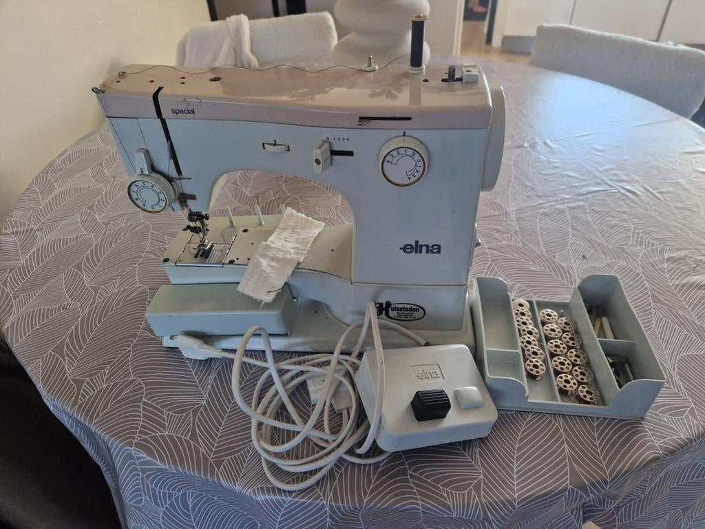 Elna Naaimachine - Vintage Special, Hobby en Vrije tijd, Naaimachines en Toebehoren, Ophalen of Verzenden