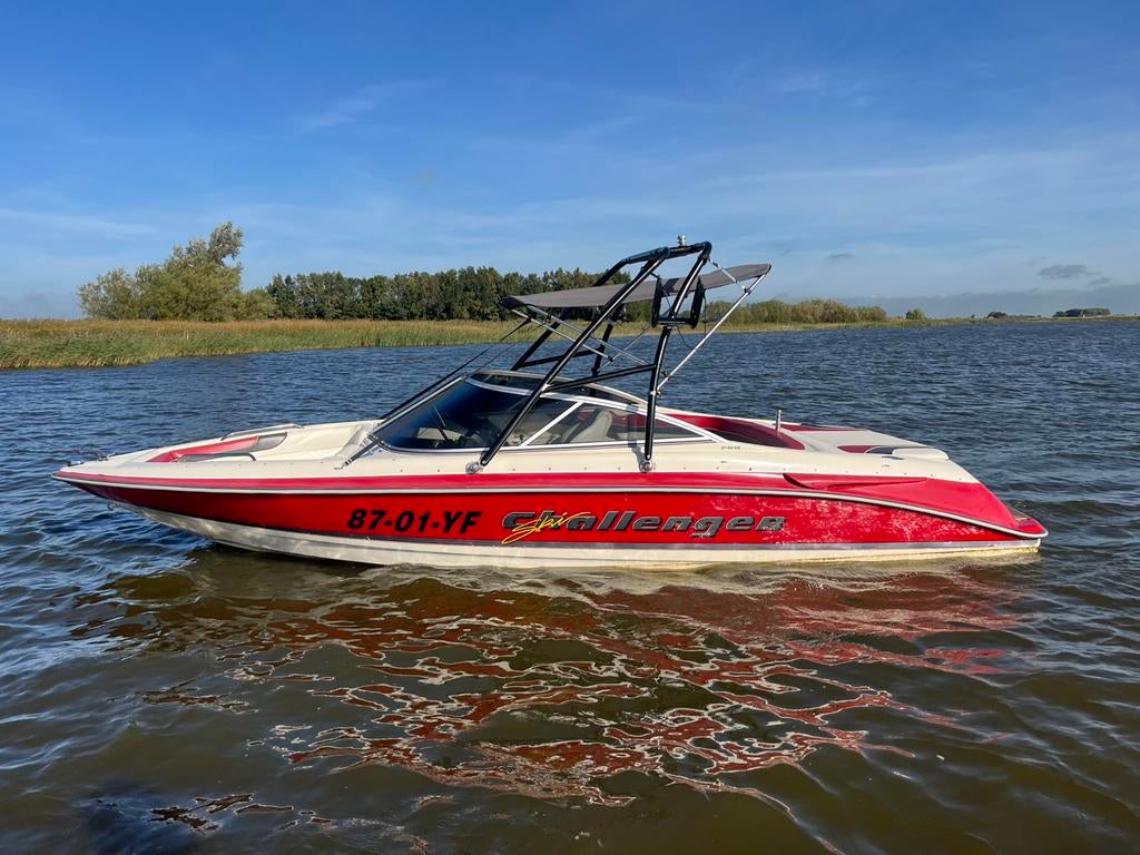 Bayliner skichallenger V8 300pk trailer wakeboard boot tower, Watersport en Boten, Speedboten, Ophalen, Gebruikt, Binnenboordmotor