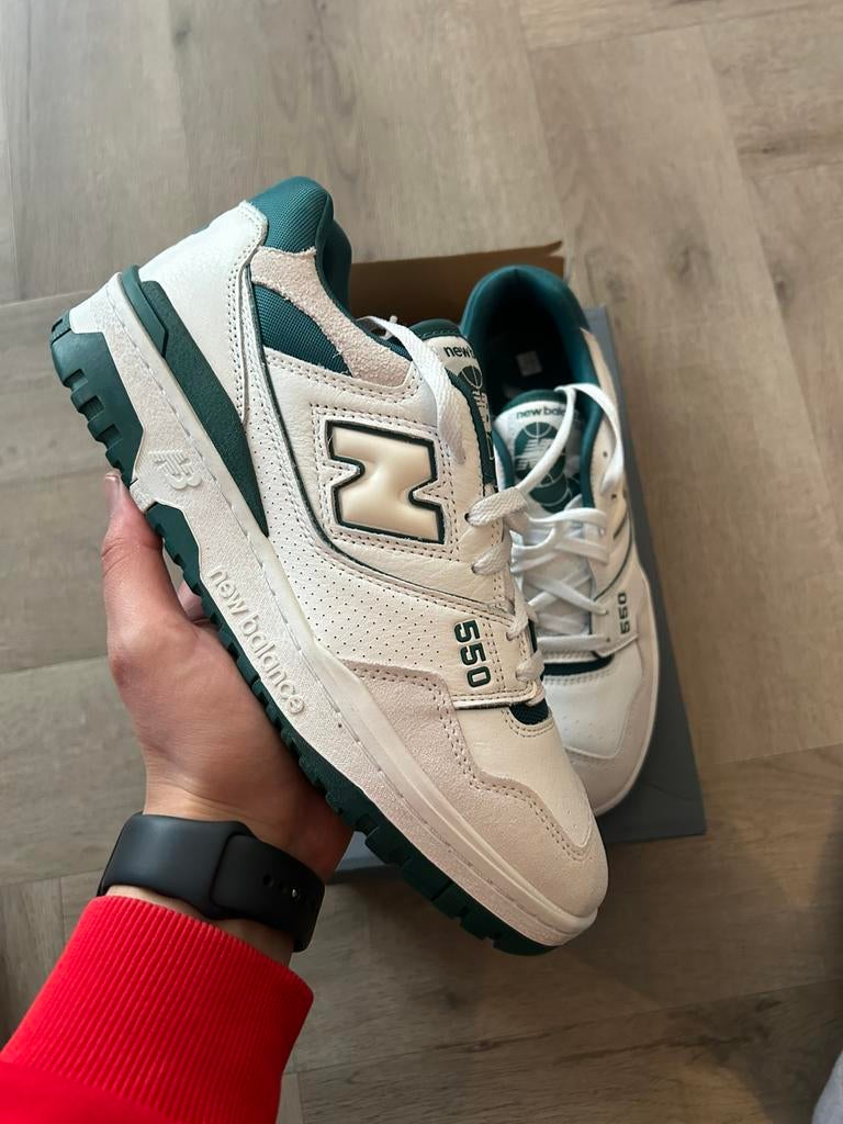 New Balance 550 Groen/Wit Maat 44.5 Heren, Kleding | Heren, Schoenen, B, Wit, Nieuw, Ophalen of Verzenden