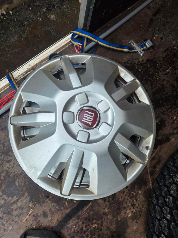 Originele Fiat Ducato 15 inch wieldoppen, Auto diversen, Wieldoppen, Gebruikt, Ophalen of Verzenden