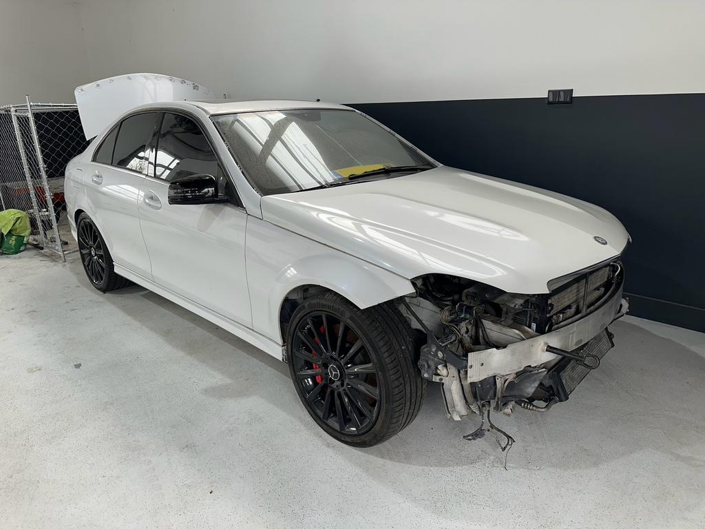 Mercedes C63 AMG W204 2009 - Project, Auto-onderdelen, Ophalen, Gebruikt, Voor, Mercedes-Benz