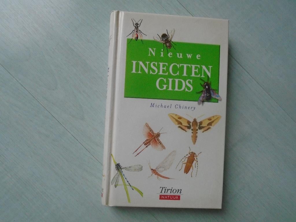 nieuwe insectengids, michael chinery, Boeken, Ophalen of Verzenden, Zo goed als nieuw, Overige onderwerpen, Michael Chinery