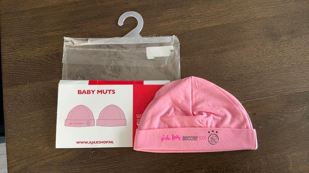 Baby muts roze Ajax, Kinderen en Baby's, Babykleding | Mutsen, Sjaals en Wanten, Ophalen of Verzenden, Nieuw, Meisje, Muts