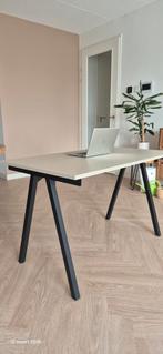 IKEA Trotten bureau 120 x 70, Ophalen of Verzenden, Zo goed als nieuw