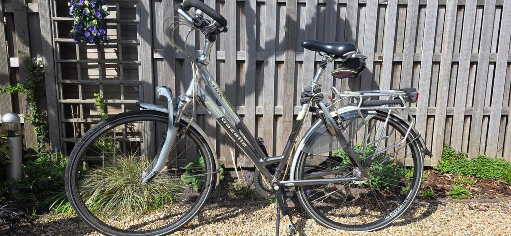 Gazelle damesfiets 57 cm, Fietsen en Brommers, Fietsen | Dames | Damesfietsen, 56 cm of meer, Ophalen, Gebruikt, Gazelle