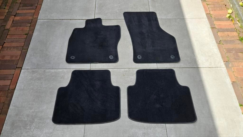 Automatten VW Passat B8, Ophalen