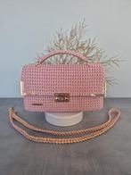 Handgemaakte Roze Gehaakte Tas met Gouden Details, Ophalen of Verzenden, Nieuw, Roze, Handtas