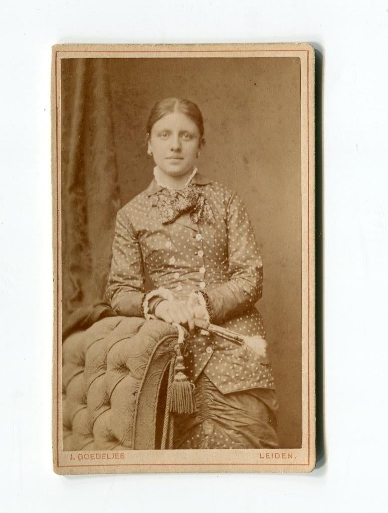 Carte de Visite. J. Goedeljee. Leiden., Verzenden, Foto, Zo goed als nieuw, Voor 1940