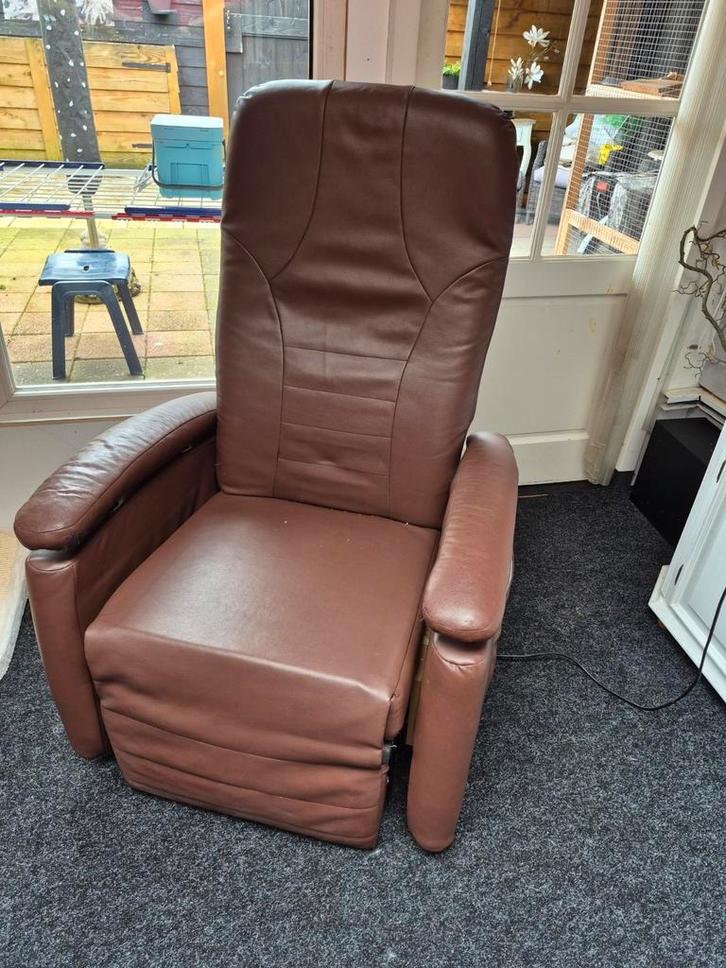 Fitform Sta Op Stoel draaibaar, Huis en Inrichting, Fauteuils, Gebruikt, Leer, 50 tot 75 cm, 75 tot 100 cm, Ophalen