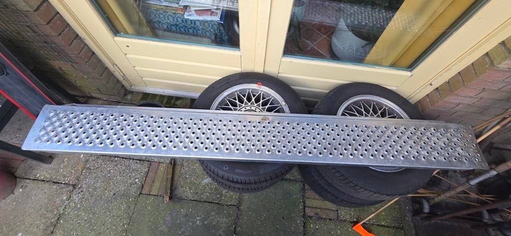 Oprijplaat voor aanhanger - Aluminium, Ophalen of Verzenden, Gebruikt