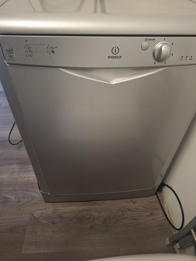 VAATWASSER MET DEFECT. GAAT IN STORING GRATIS OP TE HALEN, Minder dan 85 cm, Ophalen of Verzenden, Eco programma, 45 tot 60 cm