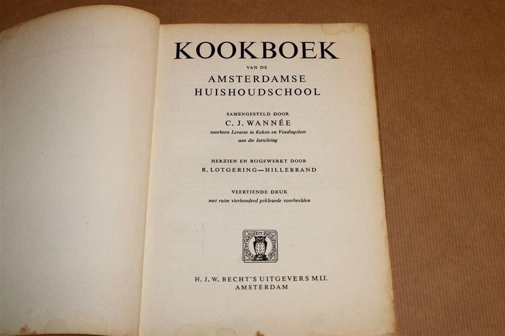 Vintage Wannée Kookboek — Amsterdamse Huishoudschool [1958], Boeken, Kookboeken, Ophalen of Verzenden, Gelezen, Nederland en België