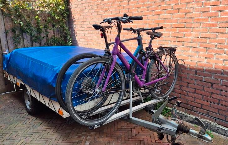 HAKR fietsendragers voor op dakdragers, Auto diversen, Fietsendragers, Zo goed als nieuw, Dakdrager, 1 fiets, Ophalen of Verzenden