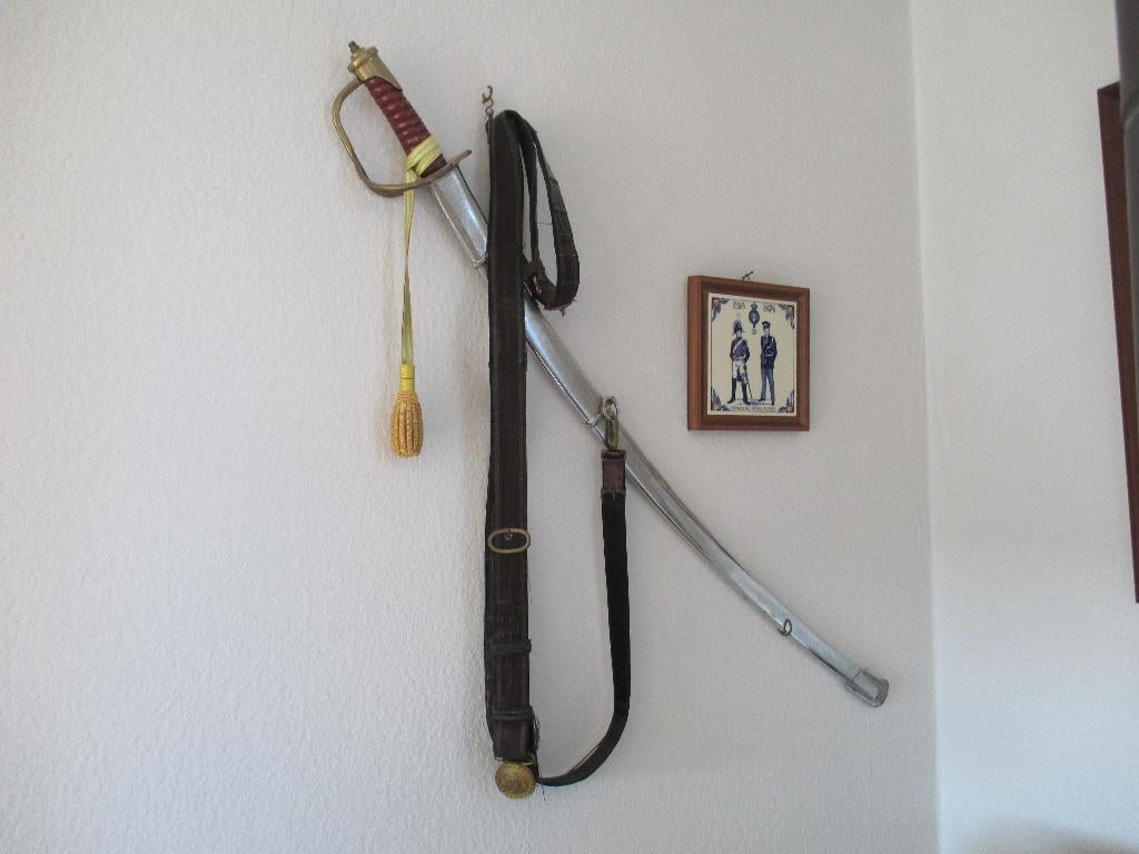 Cavalerie Sabel, schede, riem en button, Ophalen, Landmacht, Nederland, Zwaard of Sabel