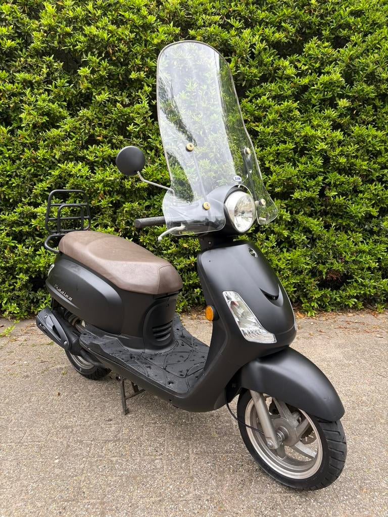 SYM Fiddle 2 Snor ( Zéér nette goed onderhouden scooter! ), Ophalen, Zo goed als nieuw, Benzine, Fiddle