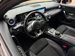 Mercedes-Benz A-klasse AMG 35 4MATIC Premium Plus Pano Ambie, Auto's, Automaat, 4 cilinders, Zwart, Bedrijf