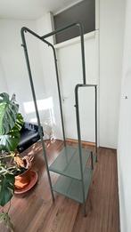 Kledingrek, Ophalen, Zo goed als nieuw