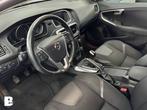 Volvo V40 2.0 T3 Momentum, Stof, Gebruikt, 4 cilinders, Bedrijf