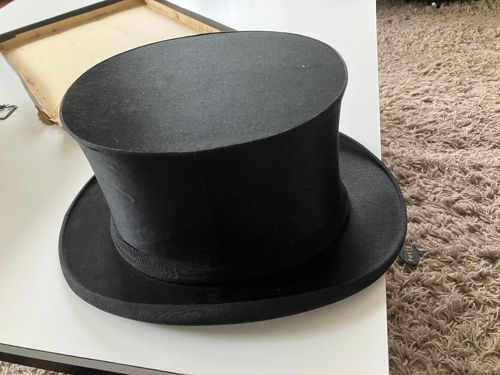 Hoed van Duetz in orginele bewaar doos zwart jaren 50-60, Ophalen, 56 of 57 cm (M, 7 of 7⅛ inch), Hoed, Duetz