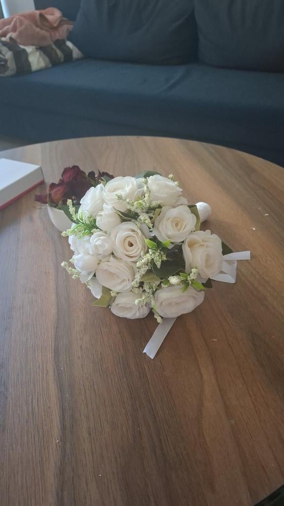 Prachtig trouwboeket van kunstbloemen - Wit, Wit, Ophalen of Verzenden, Accessoires, Onbekend