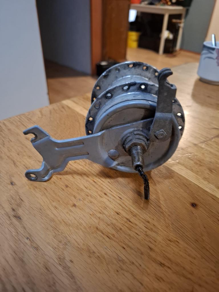 Achter as sparta, Ophalen, Zo goed als nieuw