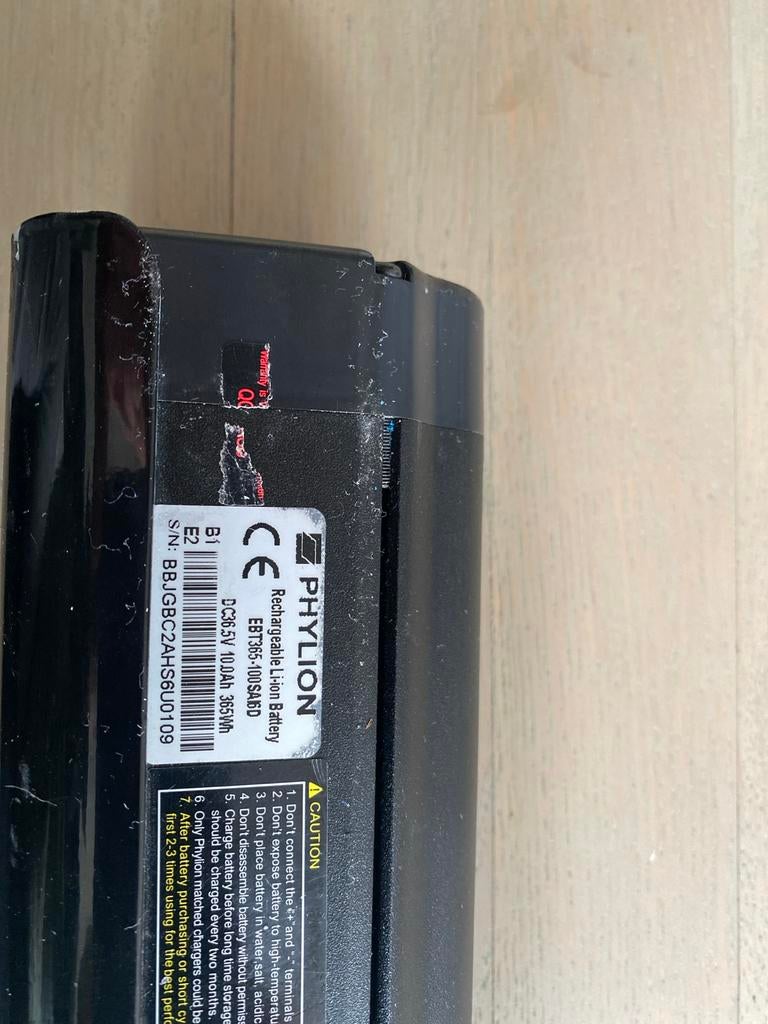 Amslod Denton E-bike accu met lader, werkend, Fietsen en Brommers, Ophalen of Verzenden, Gebruikt