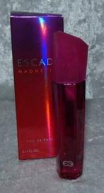Luxe parfum mini - Escada magnetism woman + doosje, Verzamelen, Parfumverzamelingen, Ophalen of Verzenden, Zo goed als nieuw, Miniatuur