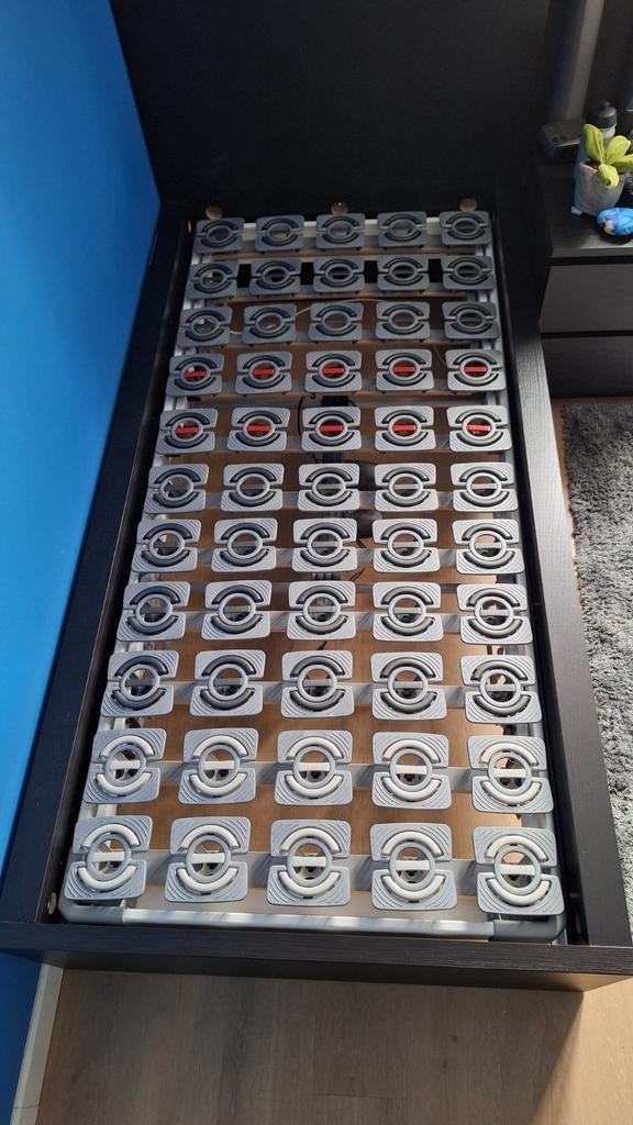 Bedbodem / schotelbodem 90x200 elektrisch verstelbaar, Ophalen, 90 cm, Eenpersoons, Zo goed als nieuw