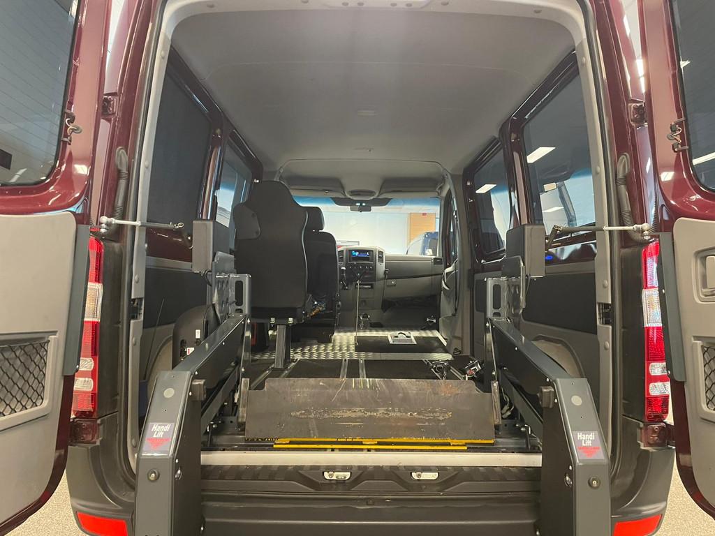 Mercedes-Benz Sprinter L1H1 Rolstoelbus Automaat (airco), Auto's, Bestelauto's, Automaat, Stof, Gebruikt, Zwart