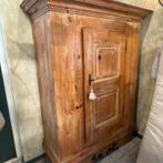 Grenen kast, Ophalen