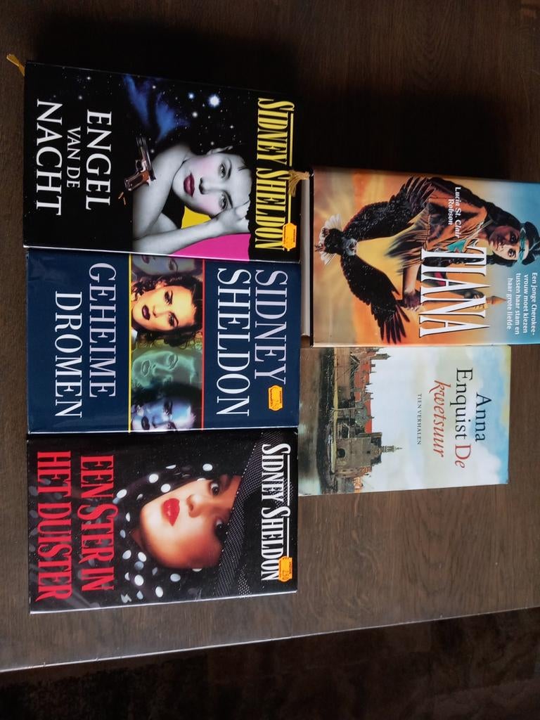 Gratis 5  romans, Boeken, Romans, Gelezen, Ophalen of Verzenden